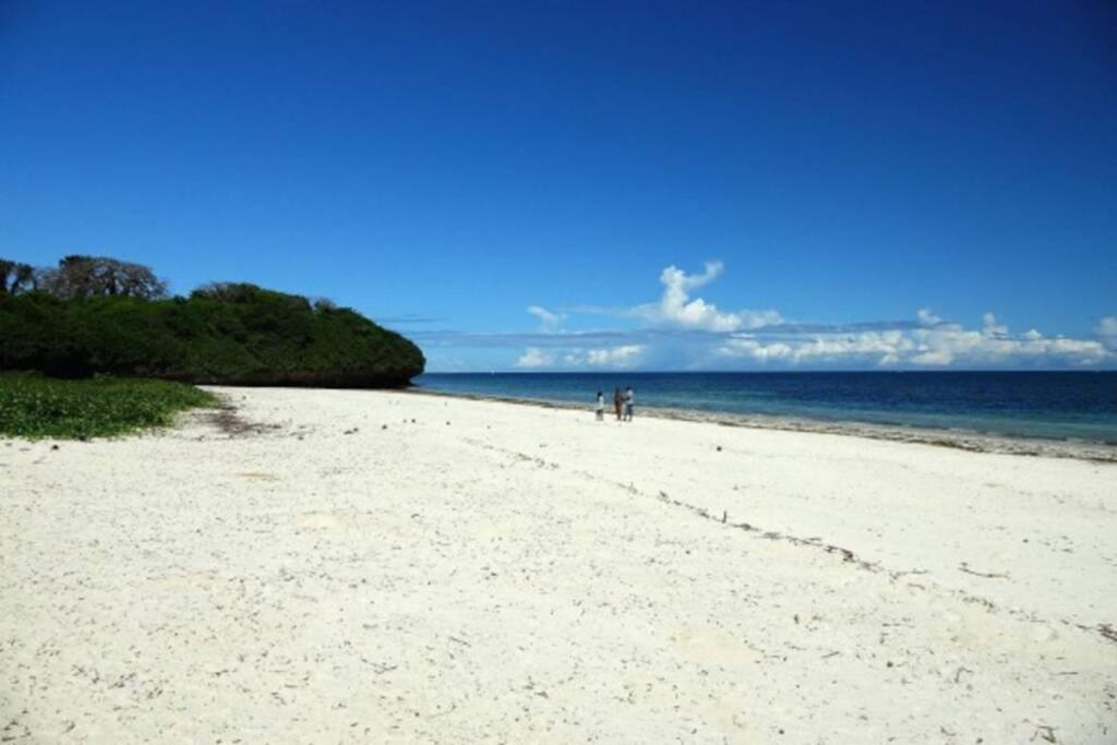 Cowrie Beach Haven Studio Daire Mombasa Dış mekan fotoğraf